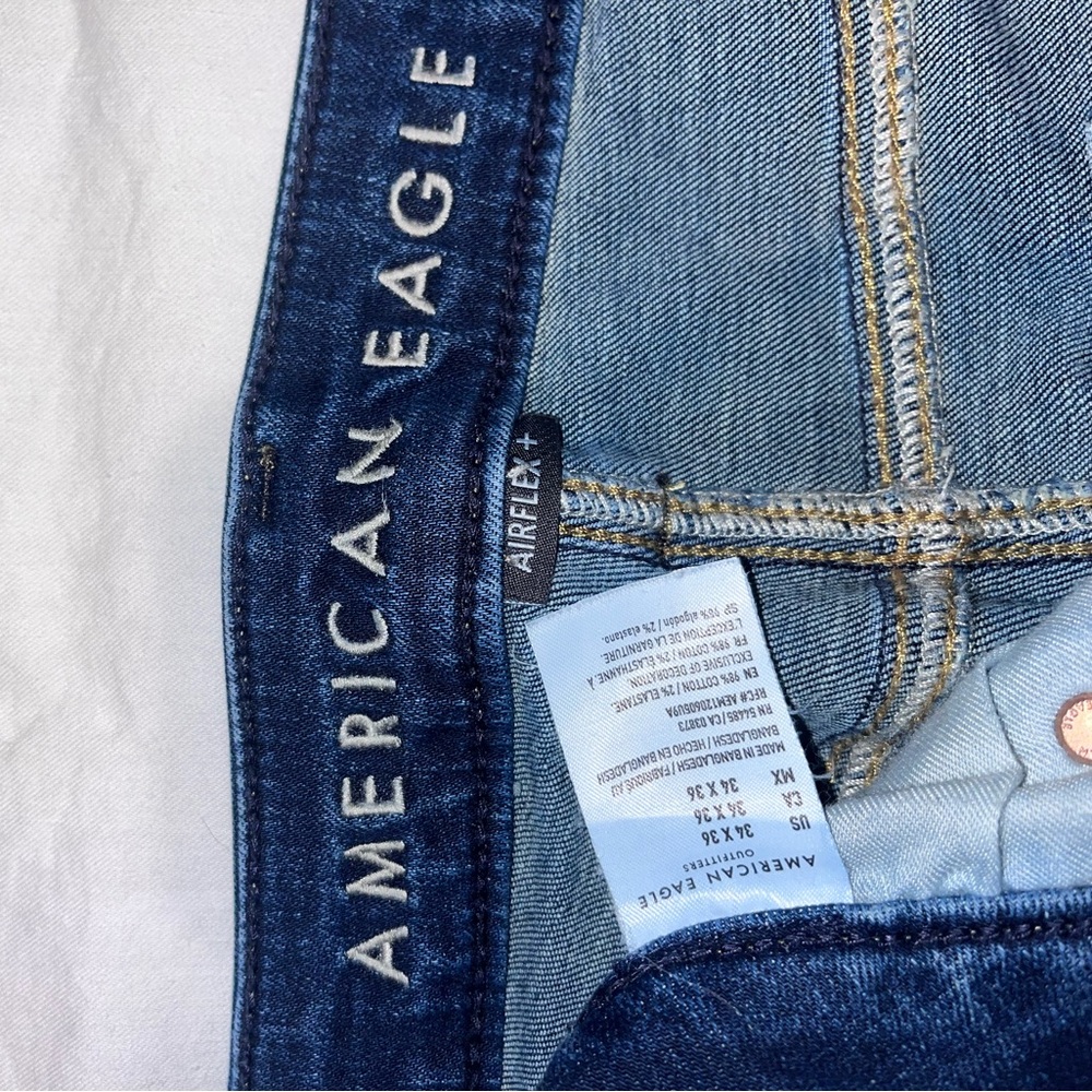 34x36 American Eagle Outfitters AirFlex+ Blue Jeans - Picture 2 of 6